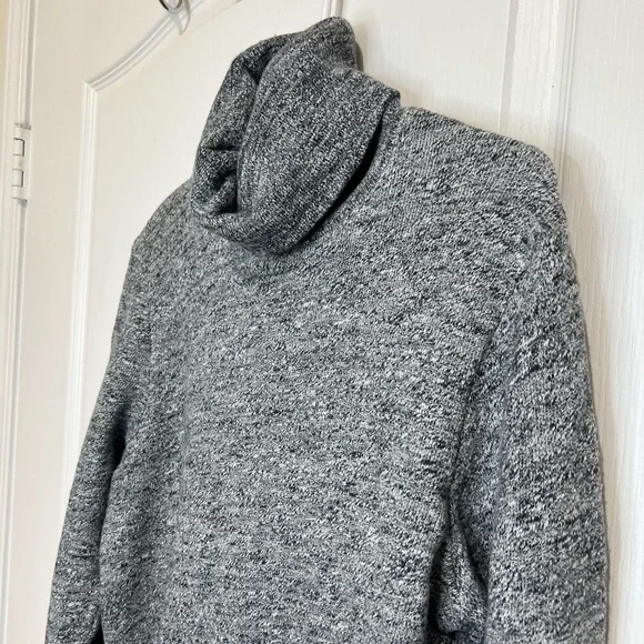 J.Crew Relaxed Heather Turtleneck Sweatshirt size 8 - Picture 8 of 14
